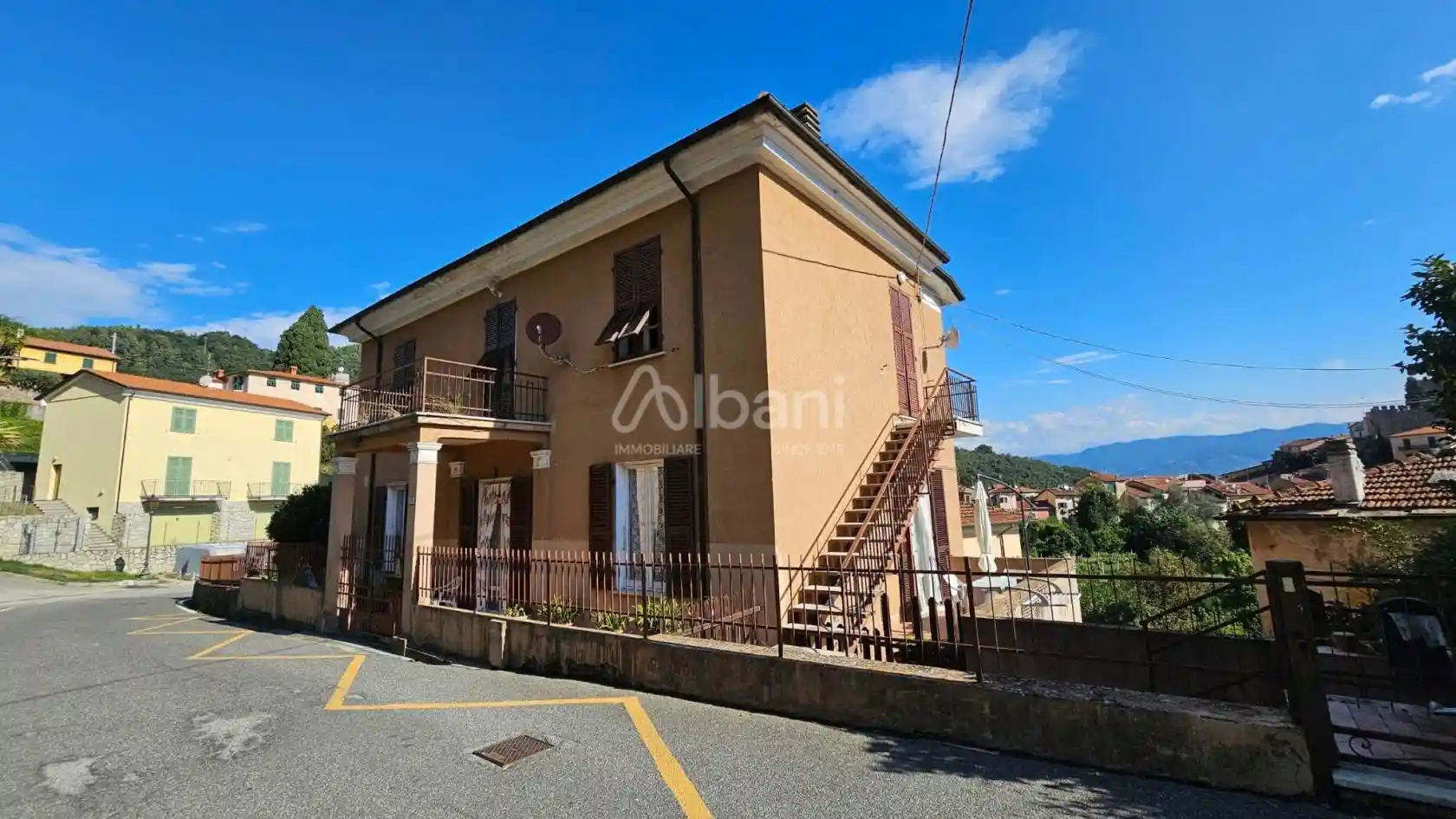 Villa in vendita a Ameglia