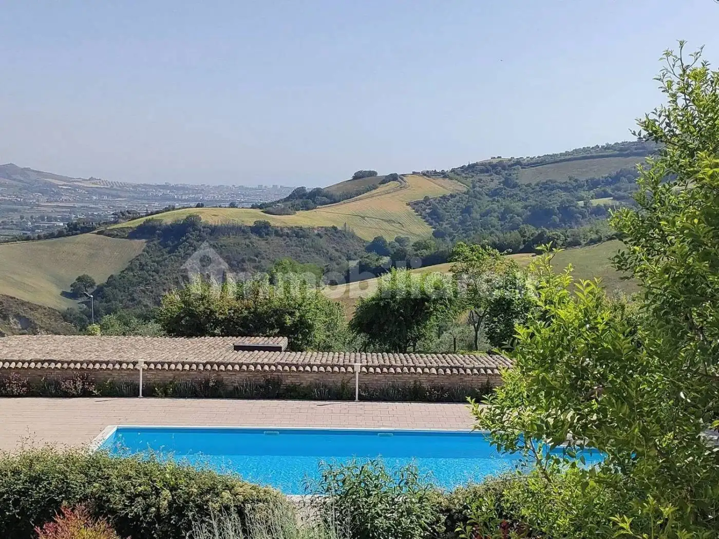 Rustico - Casale in vendita a Colonnella