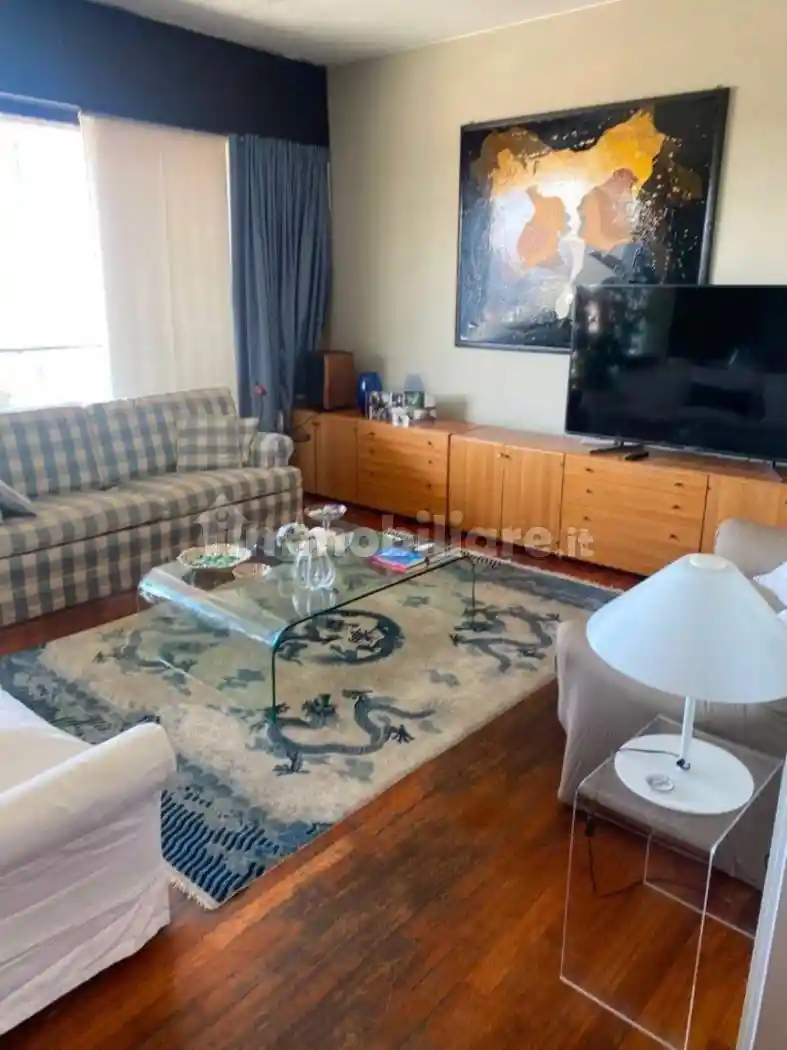 Appartamento in vendita a Viareggio