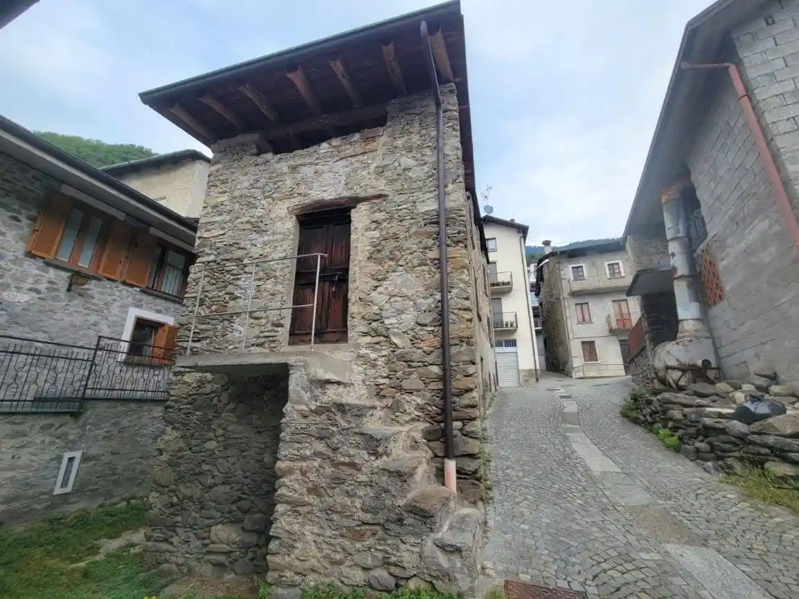 Terratetto plurifamiliare via IV Novembre 16, Villapinta, Buglio in Monte - foto 3