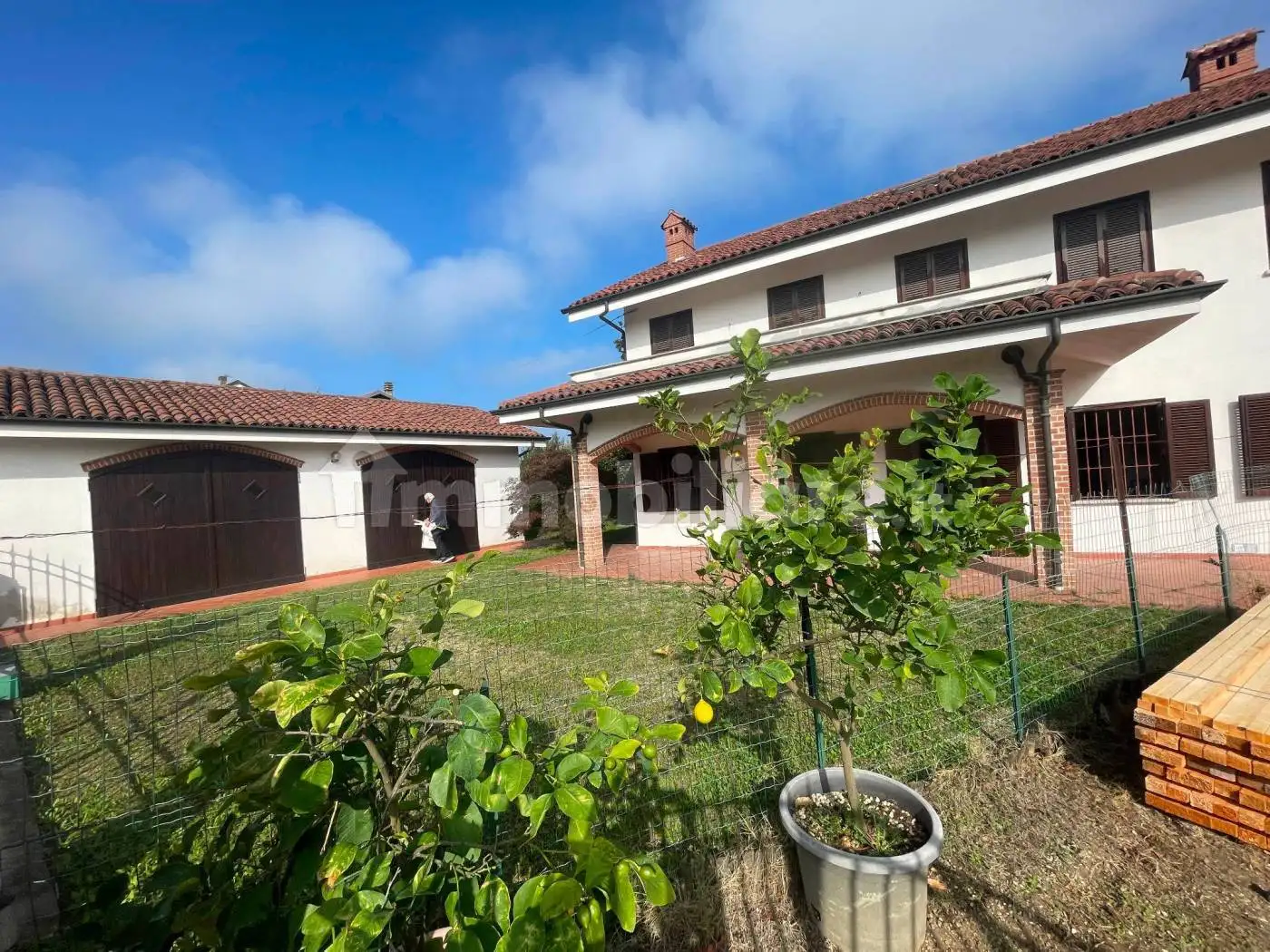 Rustico - Casale in vendita a Valfenera