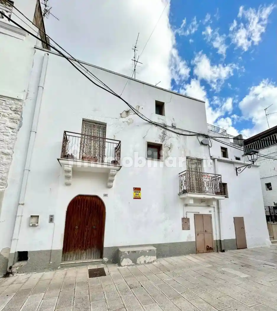 Casa indipendente in vendita a Cassano delle Murge