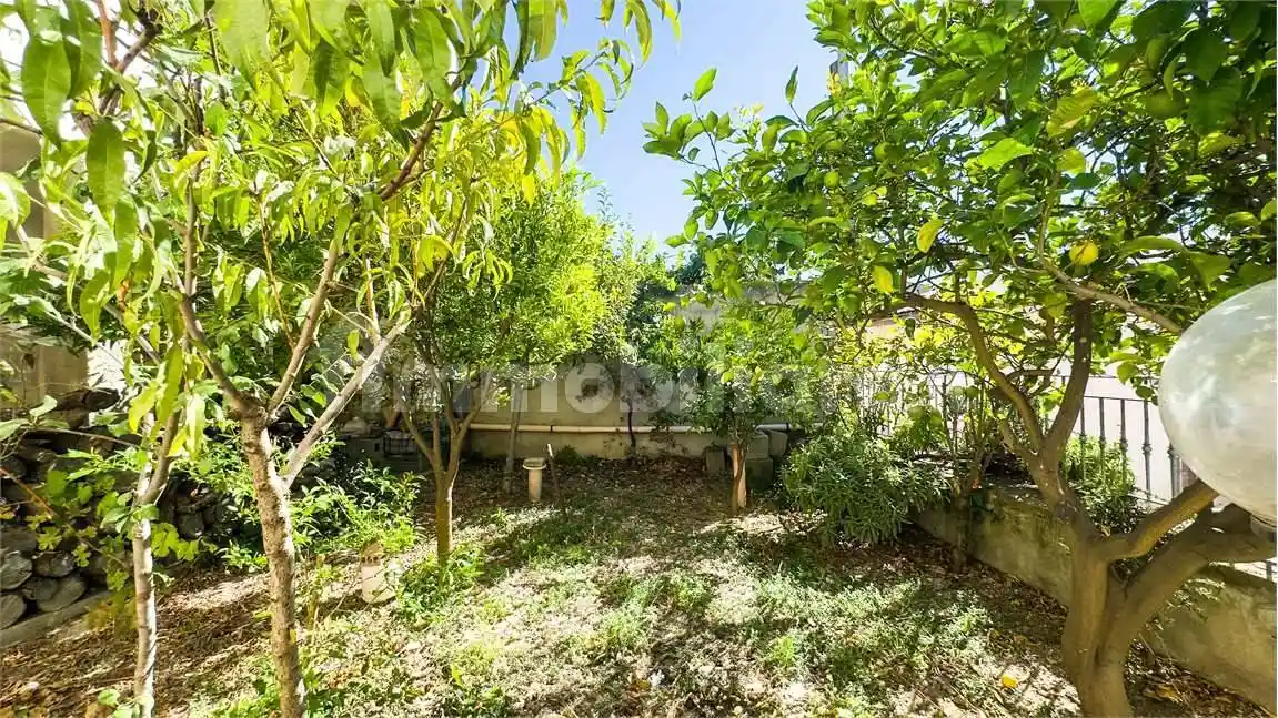 Terratetto unifamiliare via Regina Elena, 0, Centro, Escolca - foto 3