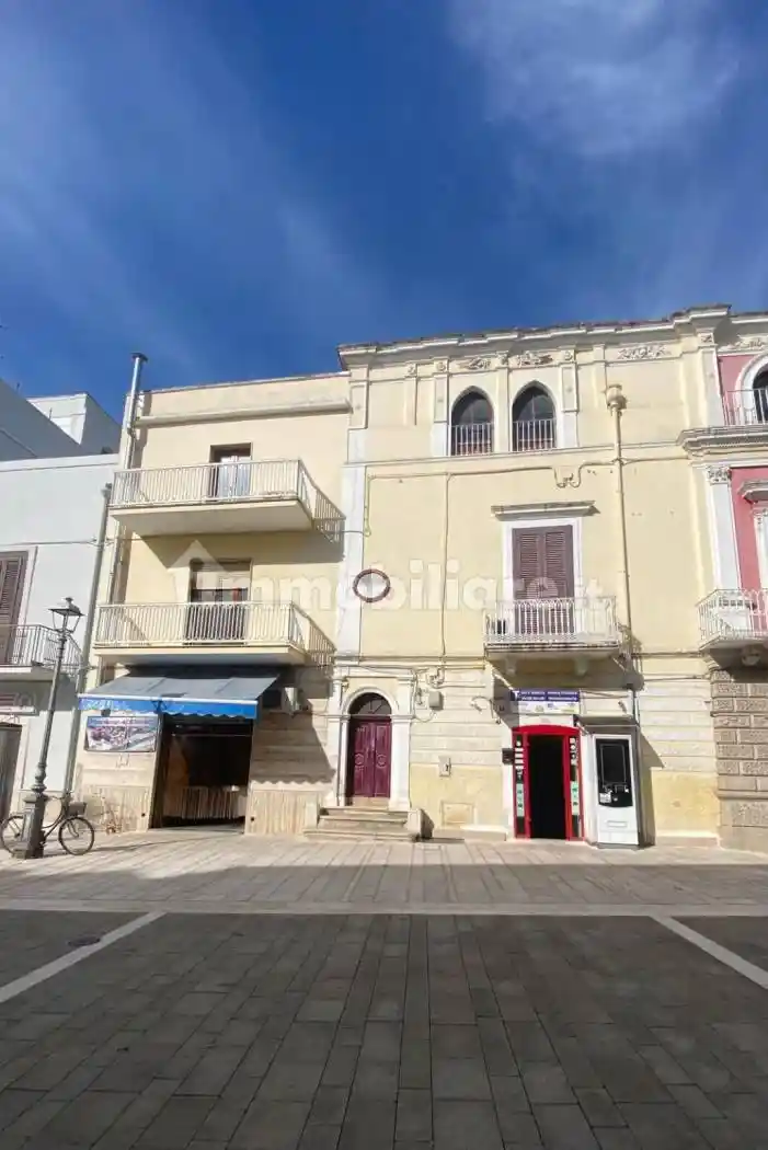 Casa indipendente in vendita a Adelfia