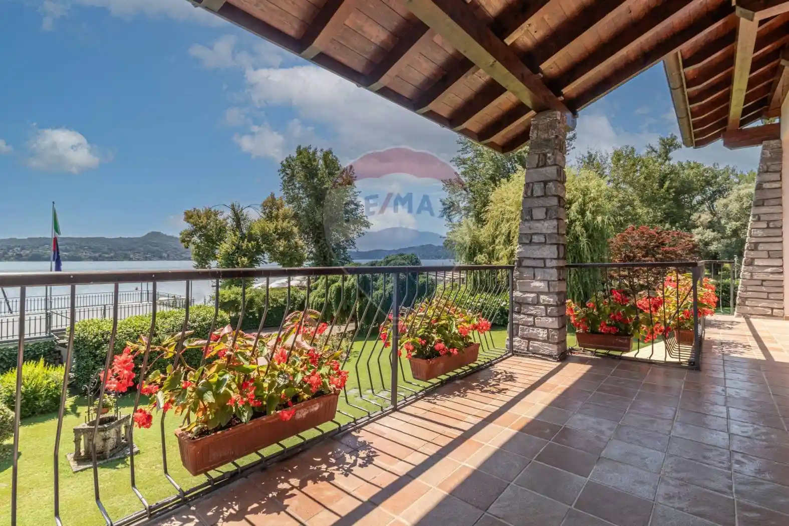 Villa in vendita a Lesa