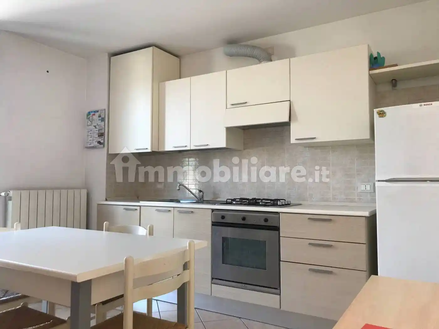 Appartamento in affitto a Almè