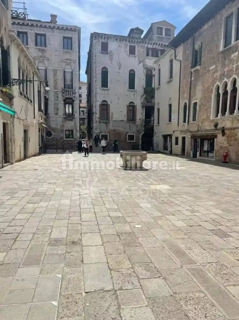 Appartamento in vendita a Venezia