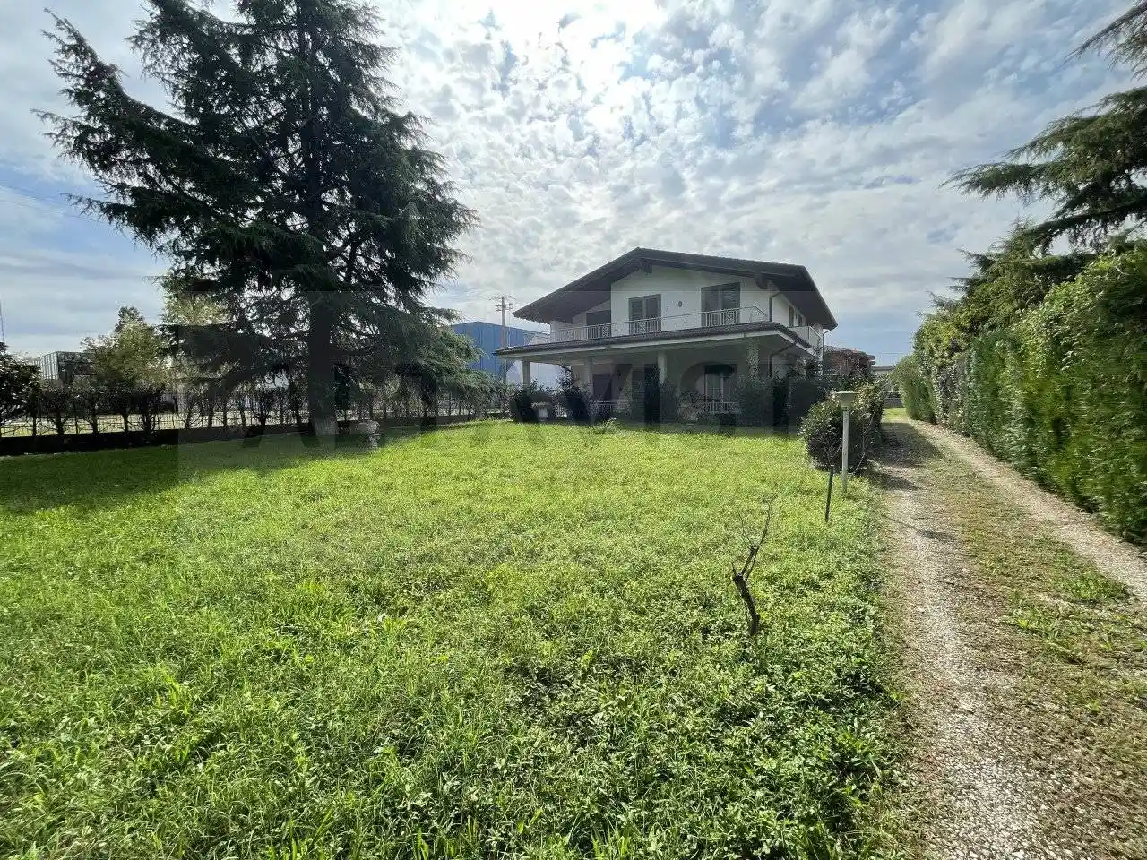 Villa in vendita a Flero