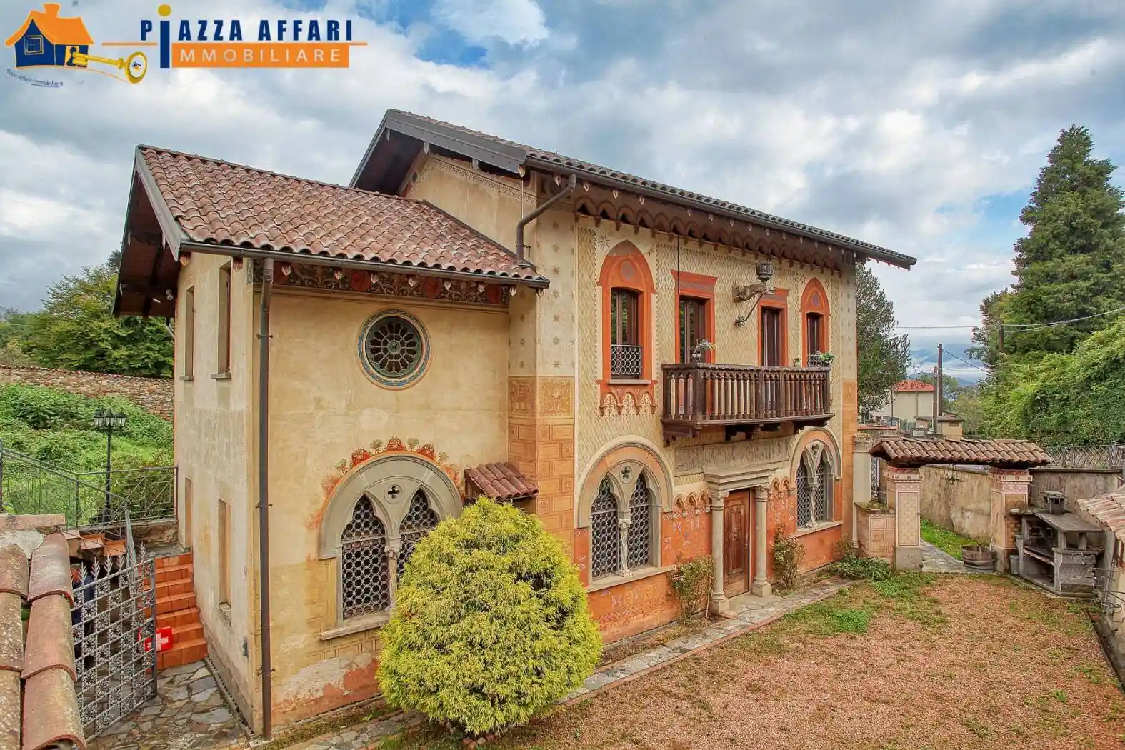 Villa in vendita a Cadegliano-Viconago