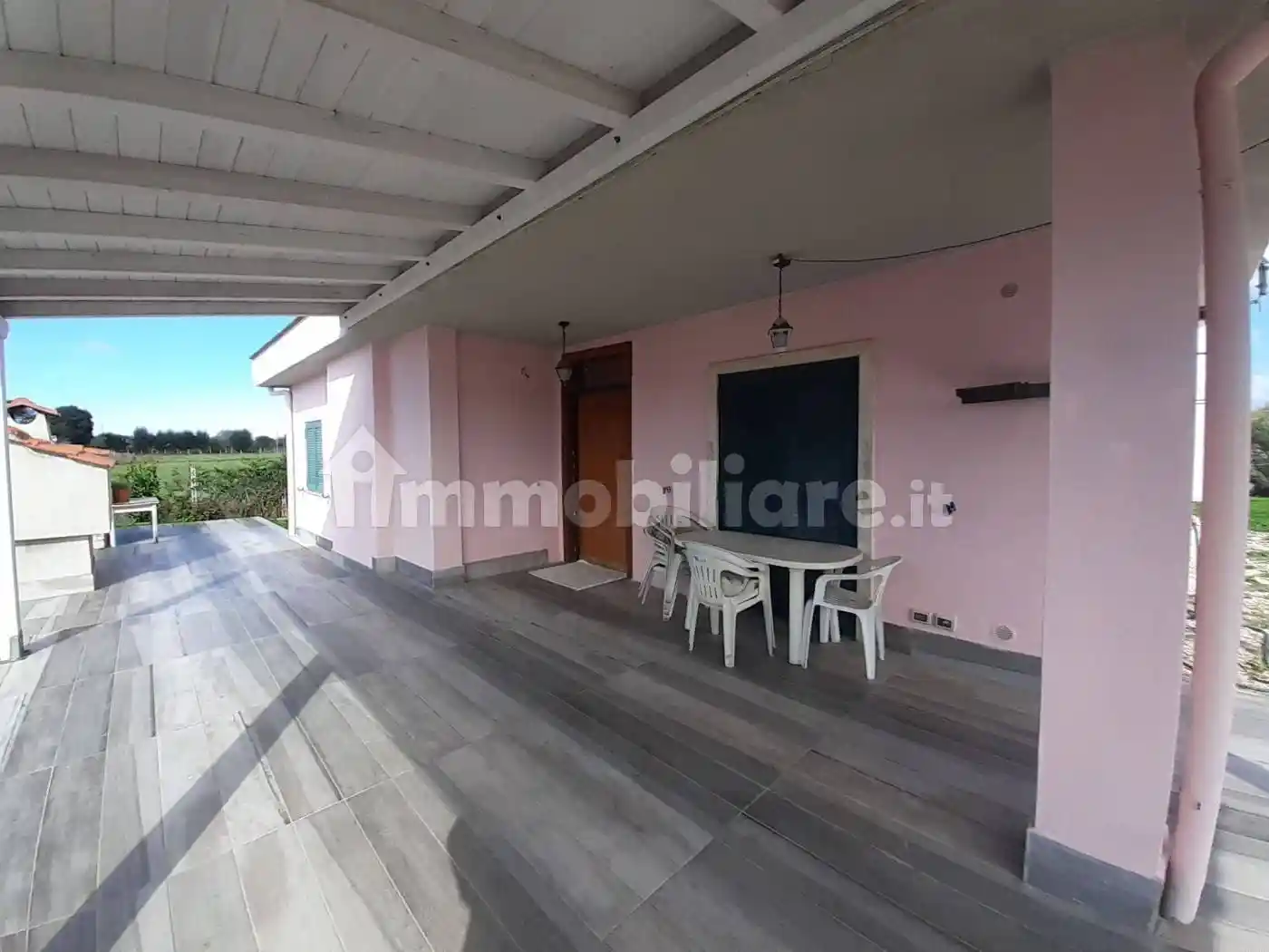 Villa in vendita a Nettuno