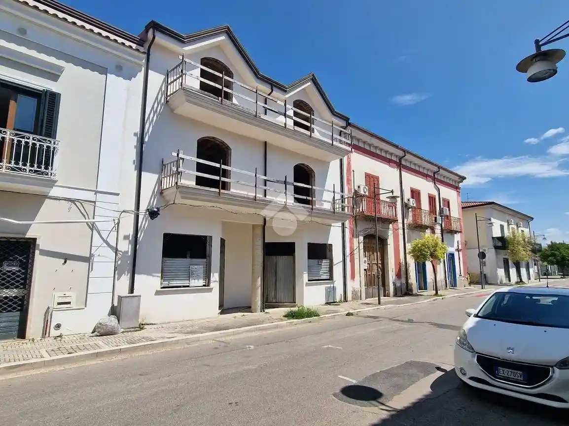 Appartamento in vendita a Amorosi