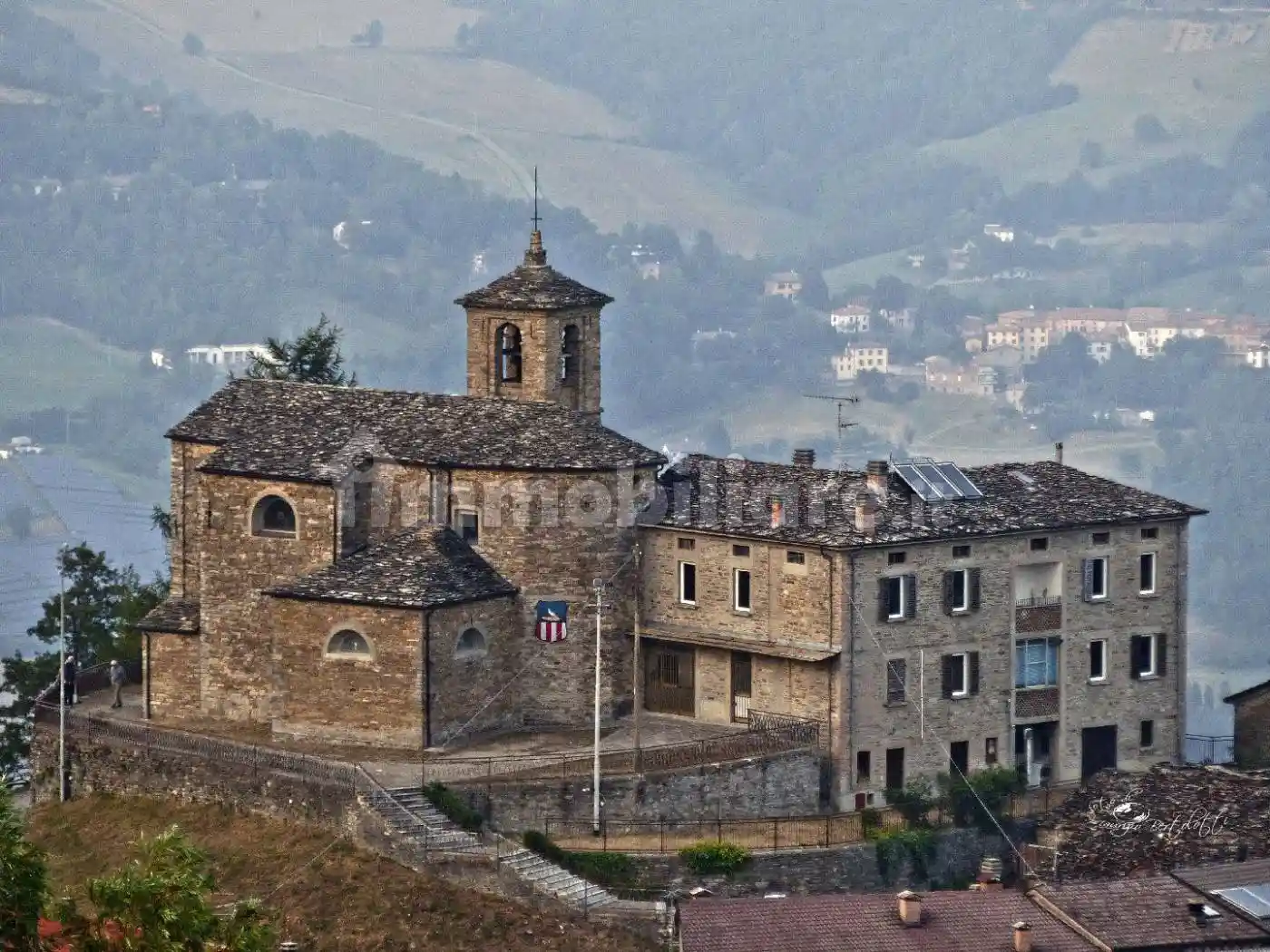 Rustico - Casale in affitto a Varsi