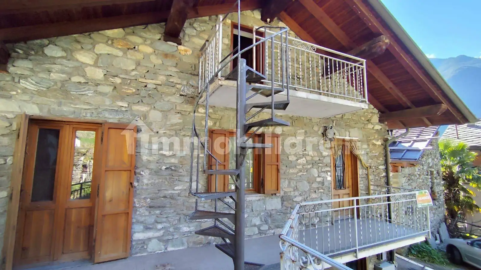 Terratetto unifamiliare frazione Sisan 15, Centro, Arnad - foto 5