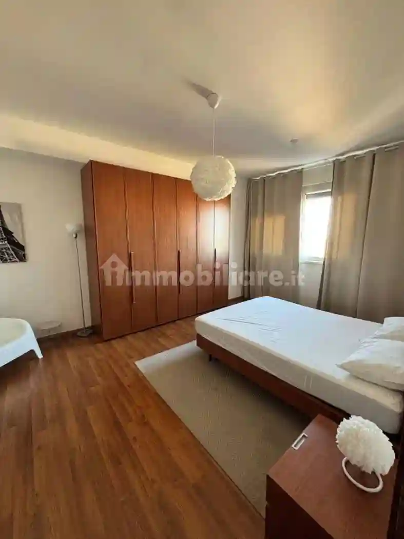 Palazzo - Edificio in Affitto - foto 4