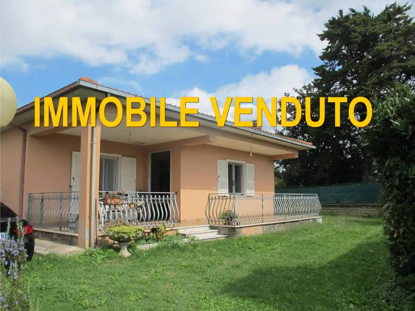 Villa in vendita a Lariano