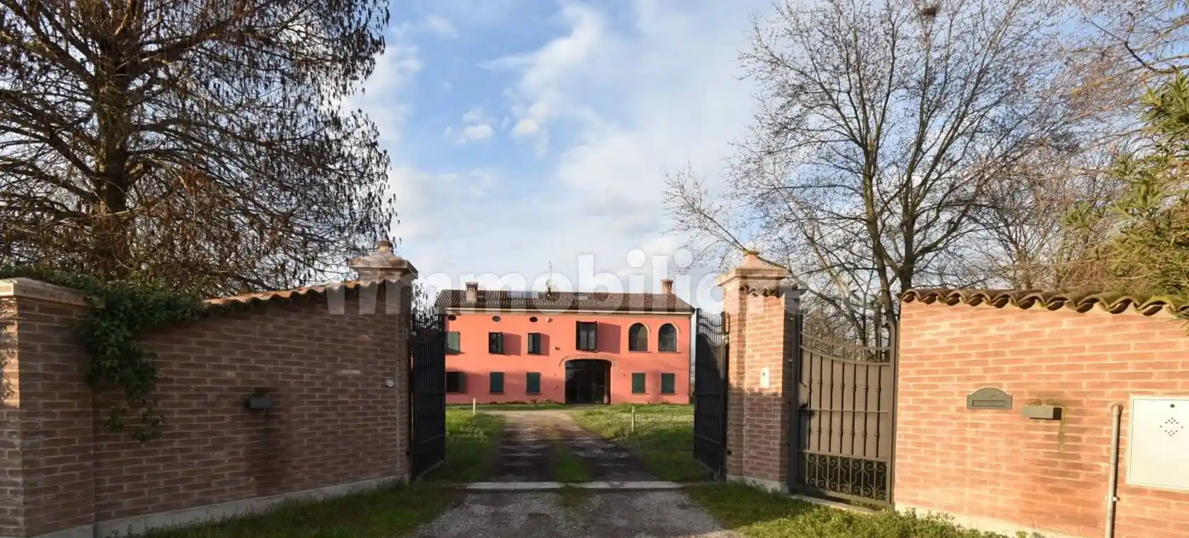 Rustico - Casale in vendita a Boretto