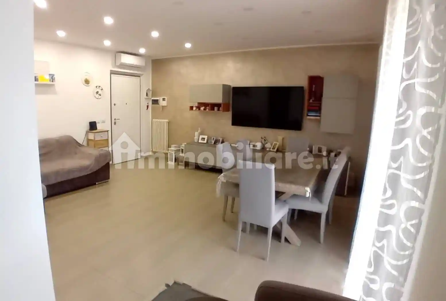 Trilocale via Don Lorenzo Milani 26, Centro, Alba Adriatica - foto 3