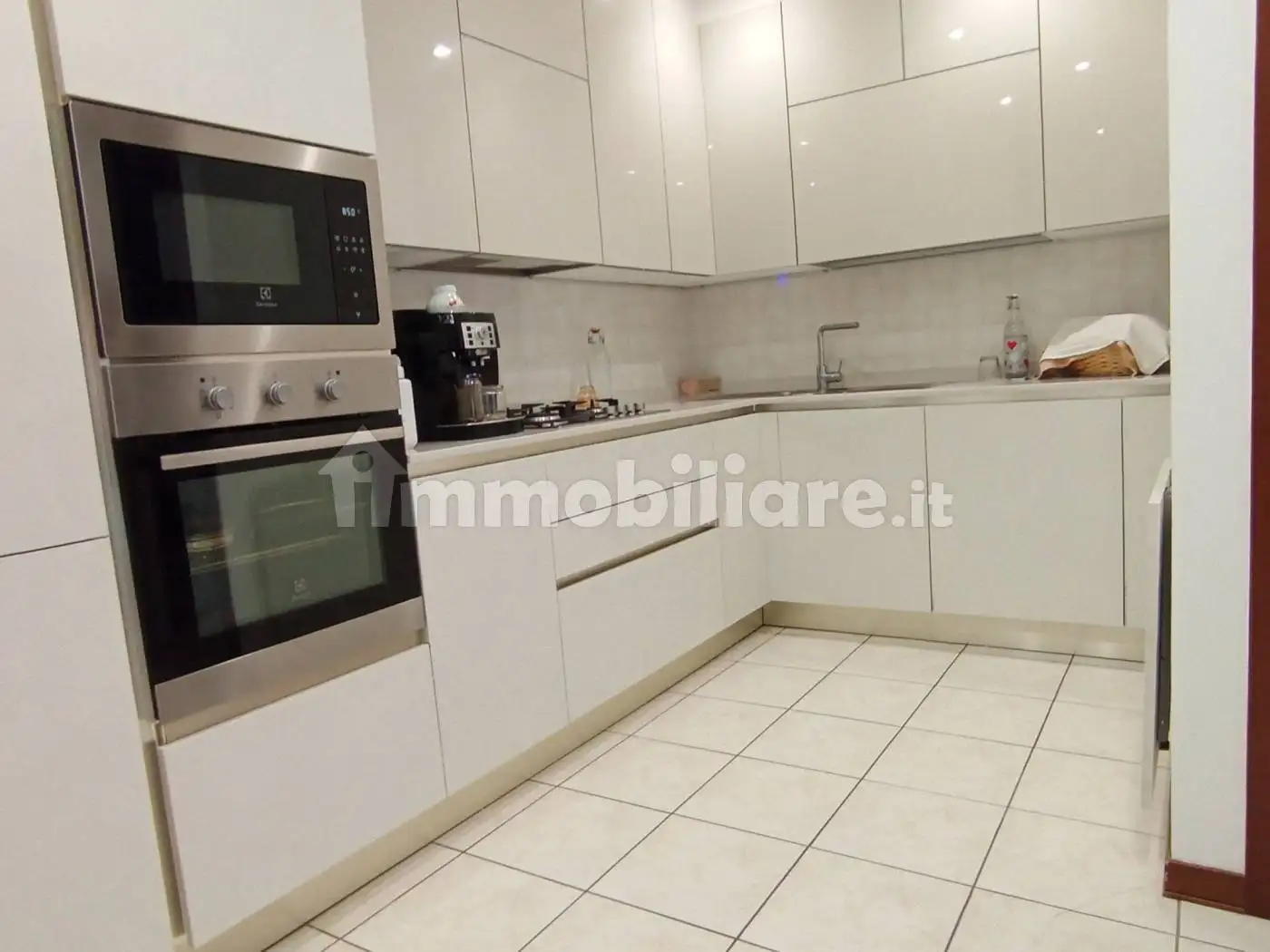 Trilocale via Mornago 5d, Centro, San Fermo della Battaglia - foto 4