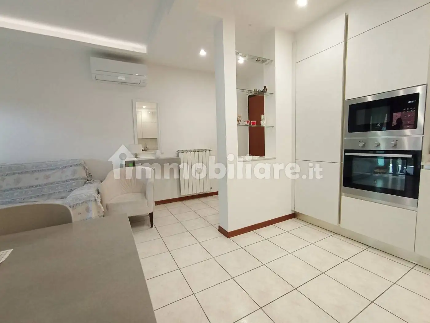 Trilocale via Mornago 5d, Centro, San Fermo della Battaglia - foto 5