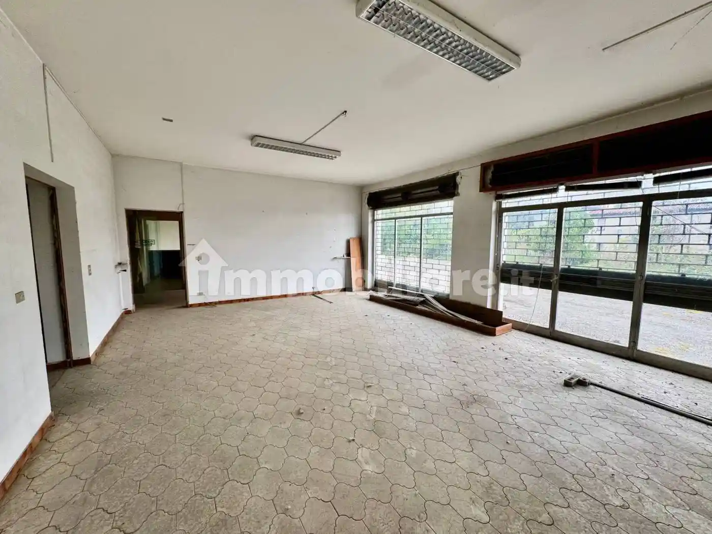 Palazzo - Edificio in vendita a Pontenure