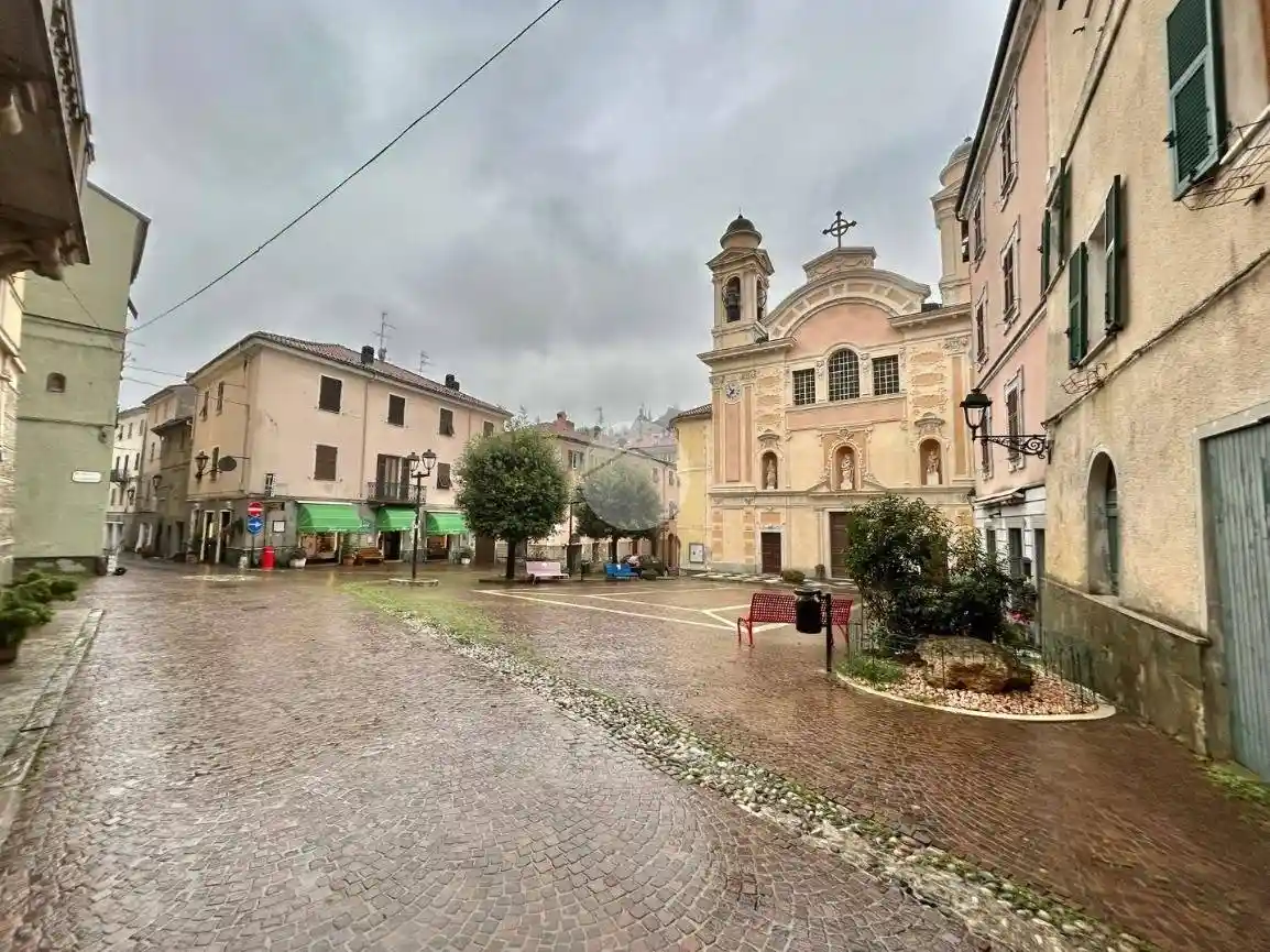 Appartamento in vendita a Altare