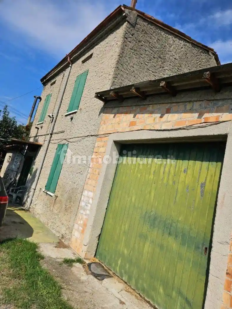 Casa indipendente in vendita a Guastalla