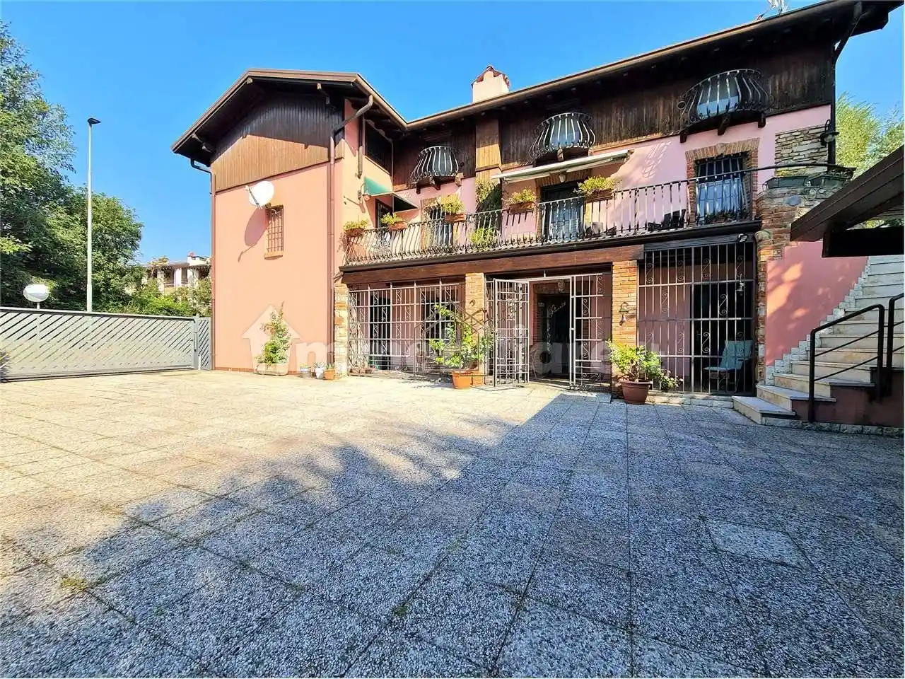 Villa in vendita a Desenzano del Garda