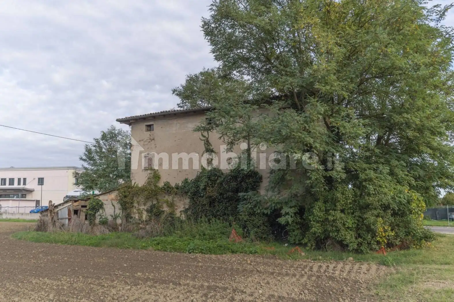 Rustico - Casale in vendita a Galliera