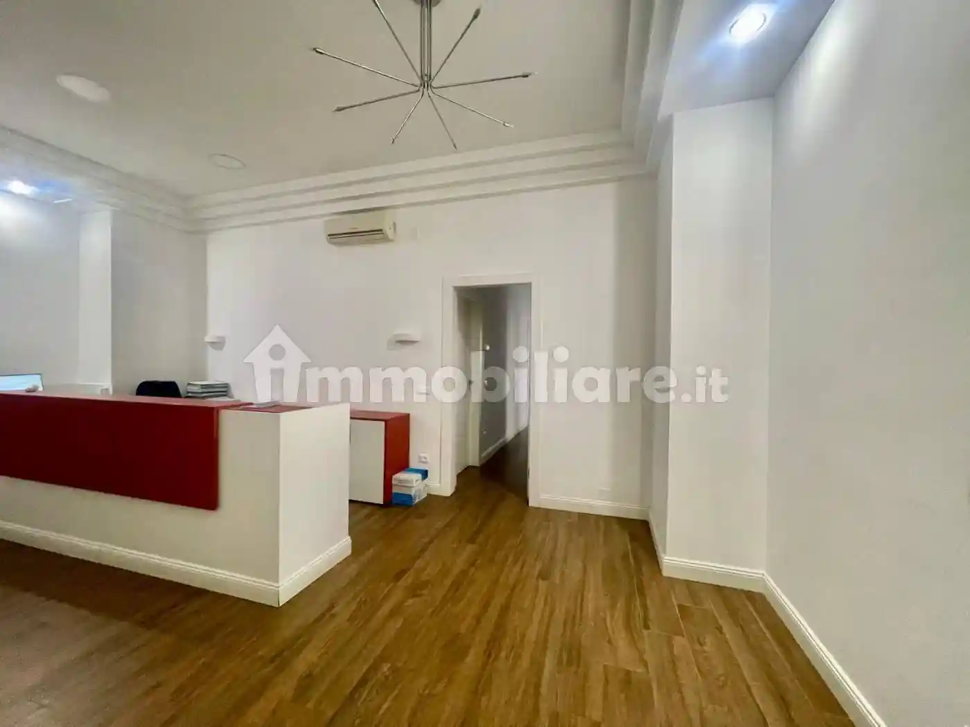 Appartamento ottimo stato, primo piano, Emanuele II, C. Colombo, Morelli e Silvati, Avellino - foto 4