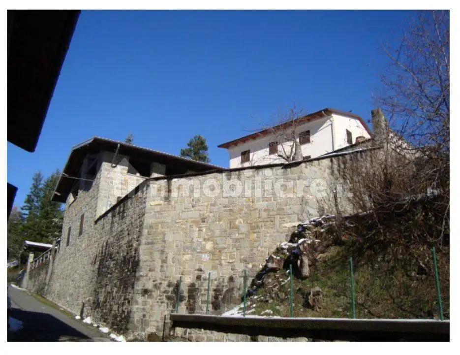 Rustico - Casale in vendita a Riolunato