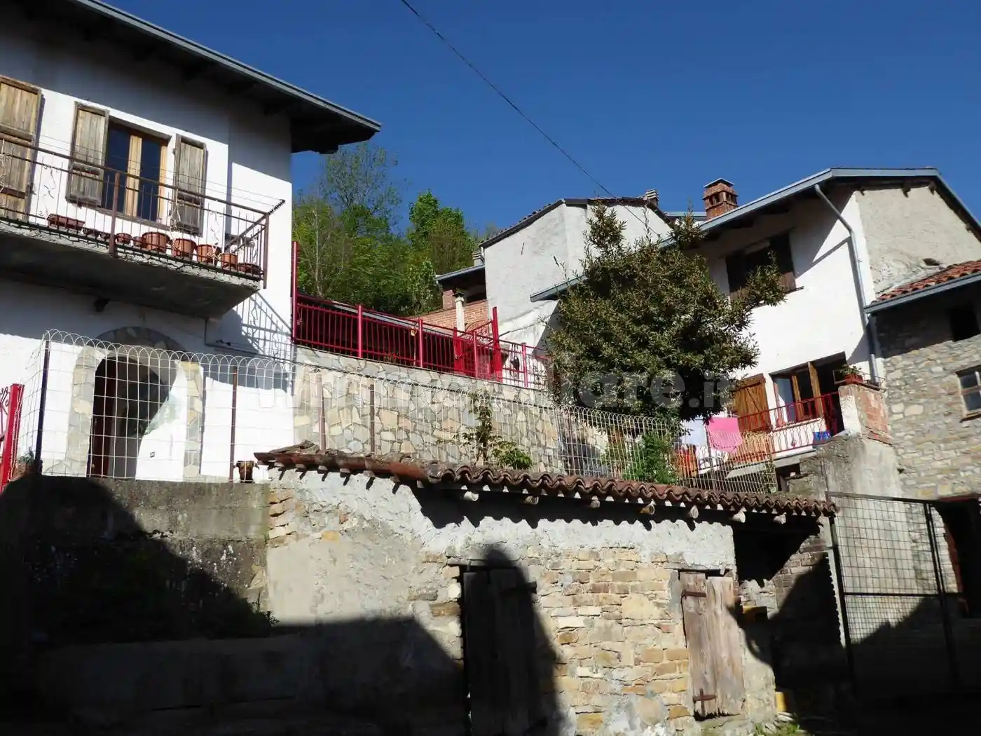 Villa in vendita a Fabbrica Curone