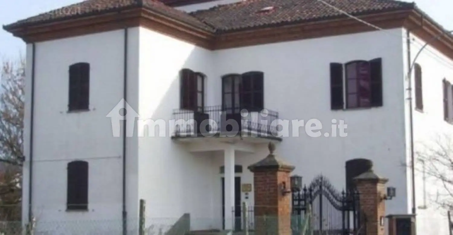 Villa in vendita a Rivalta Bormida