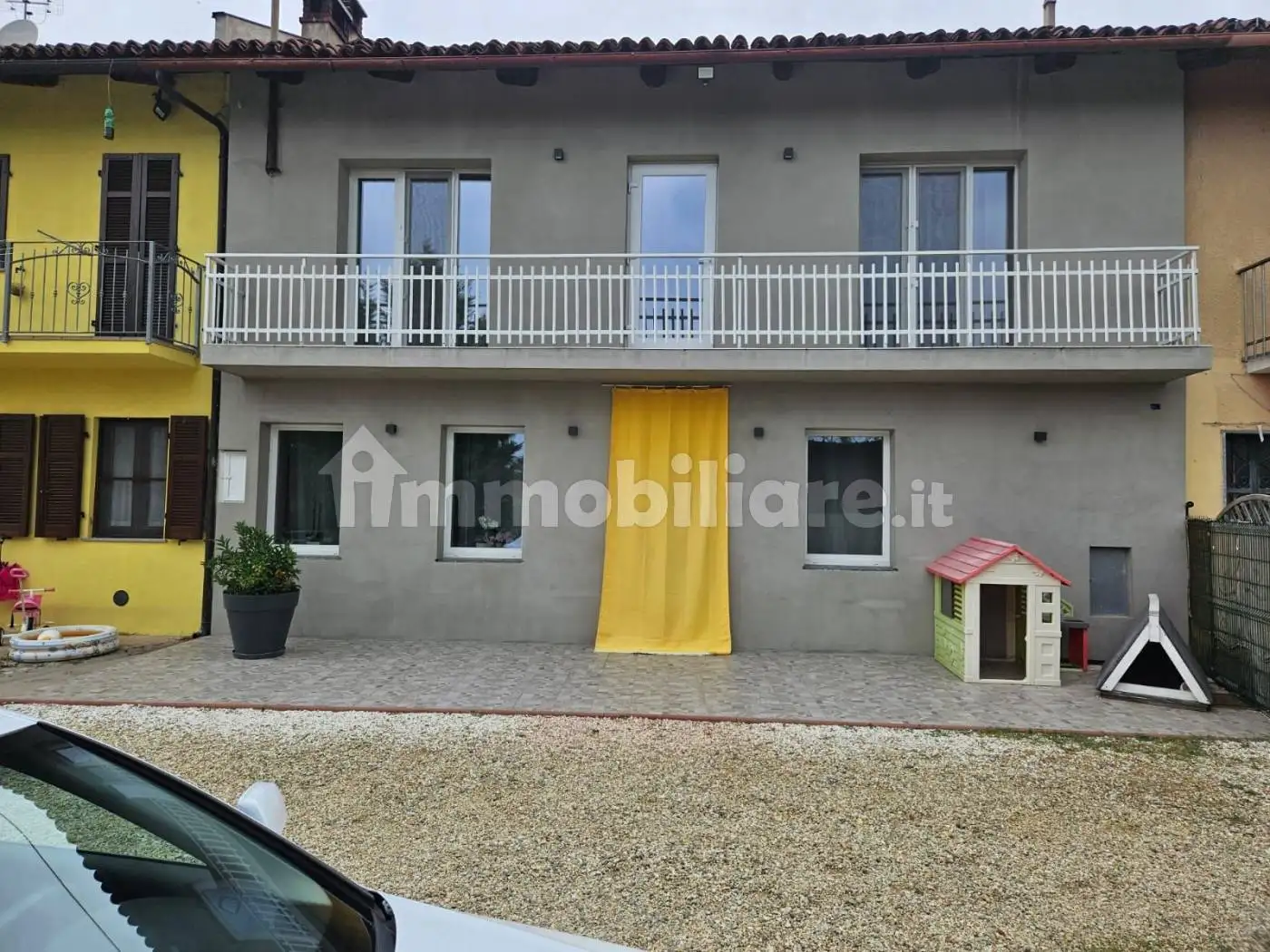 Villa in vendita a Santo Stefano Roero