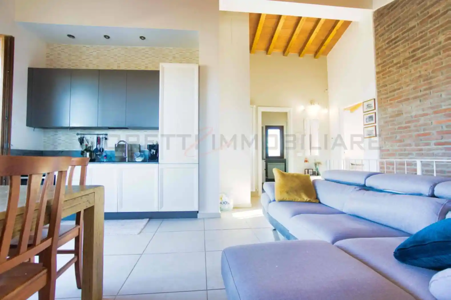 Appartamento in vendita a Campiglia Marittima