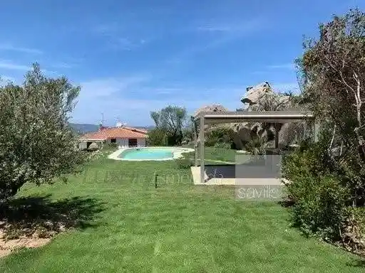 Villa in vendita a Olbia