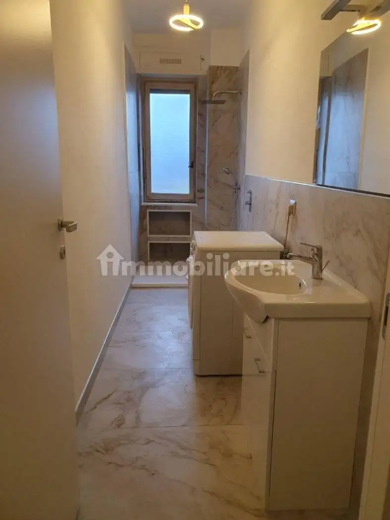 Bilocale via Giuseppe Garibaldi 24, Centro, Bollate - foto 5
