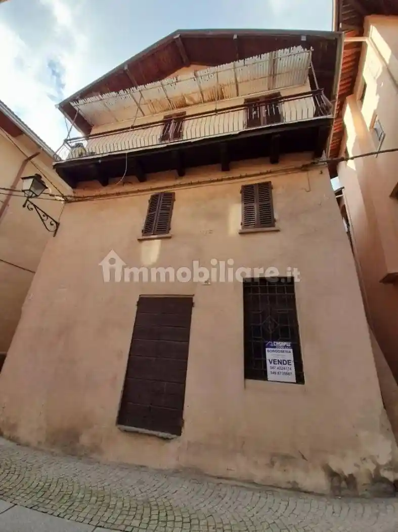 Casa indipendente in vendita a Valduggia