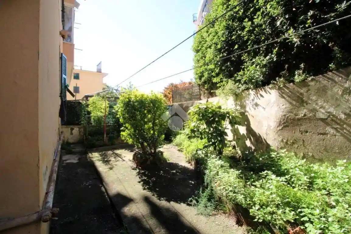 Appartamento in vendita a Genova