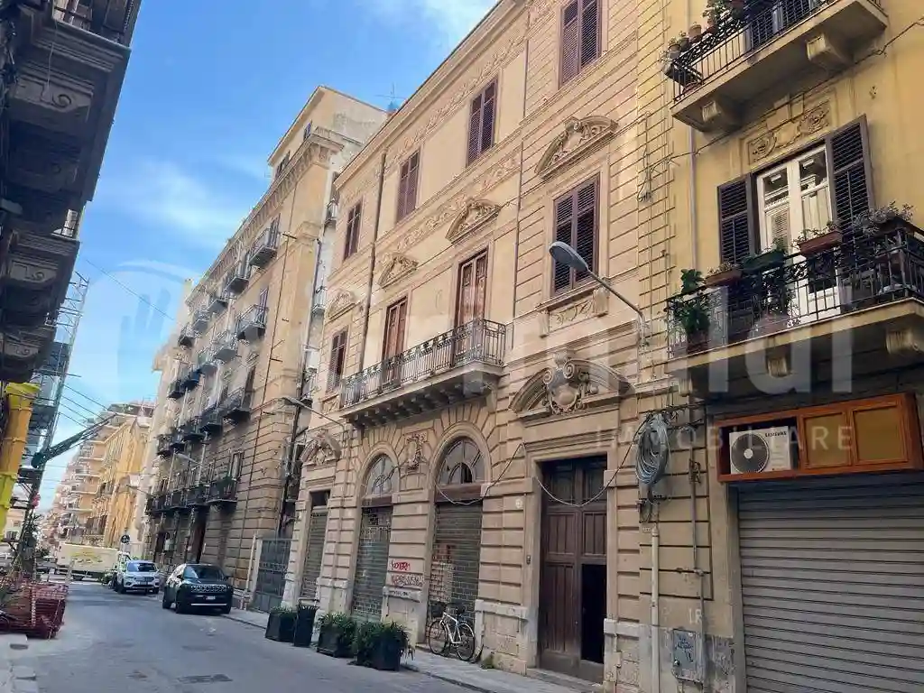 Palazzo - Edificio - foto 2