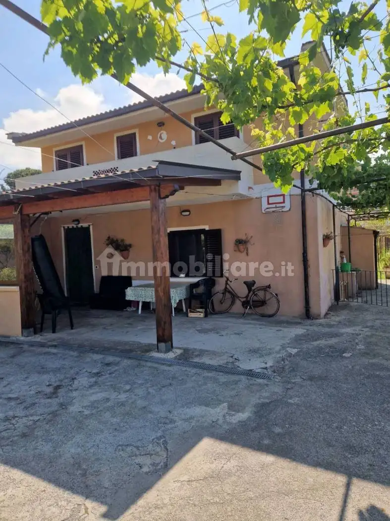 Villa in vendita a Tortora