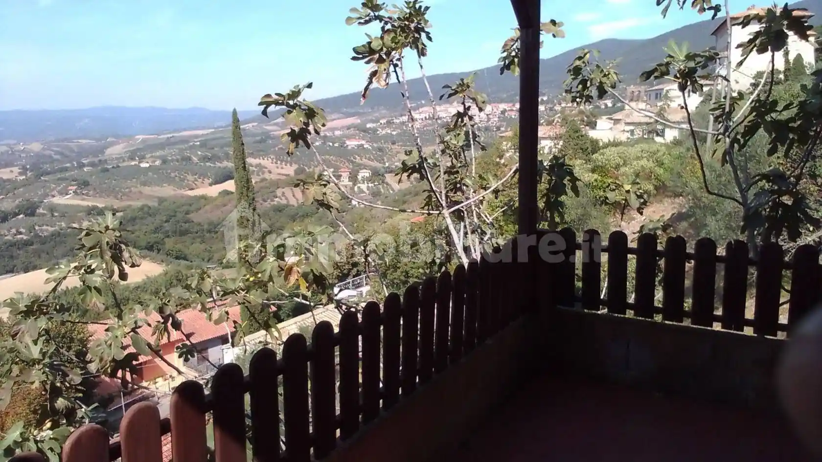 Villa in vendita a Montecchio