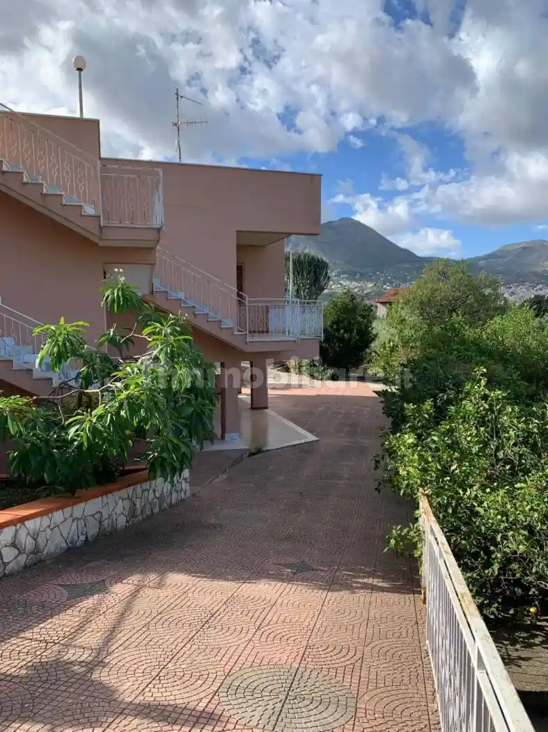 Villa in vendita a Carini