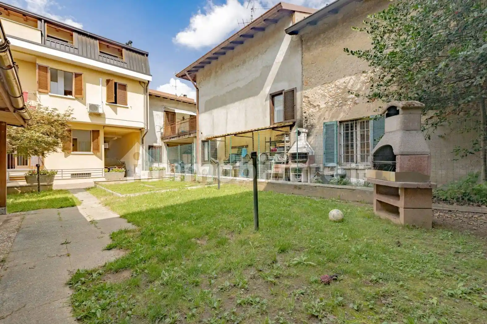 Casa indipendente in vendita a Cabiate