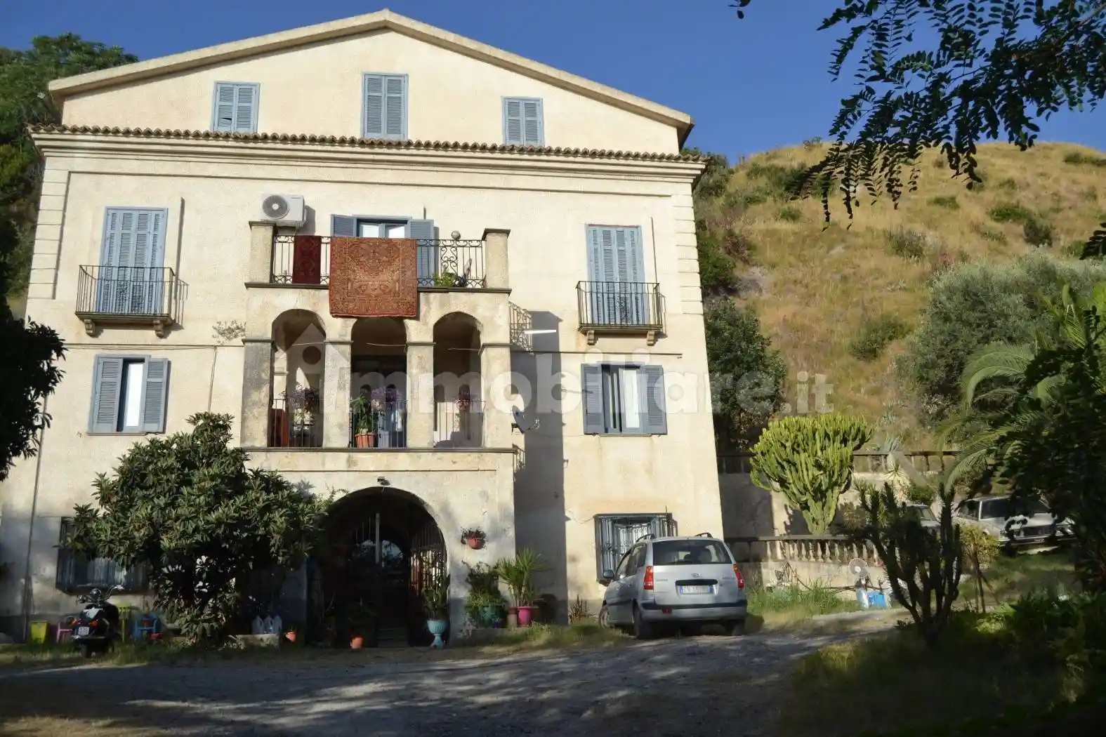 Palazzo - Edificio in Vendita - foto 2