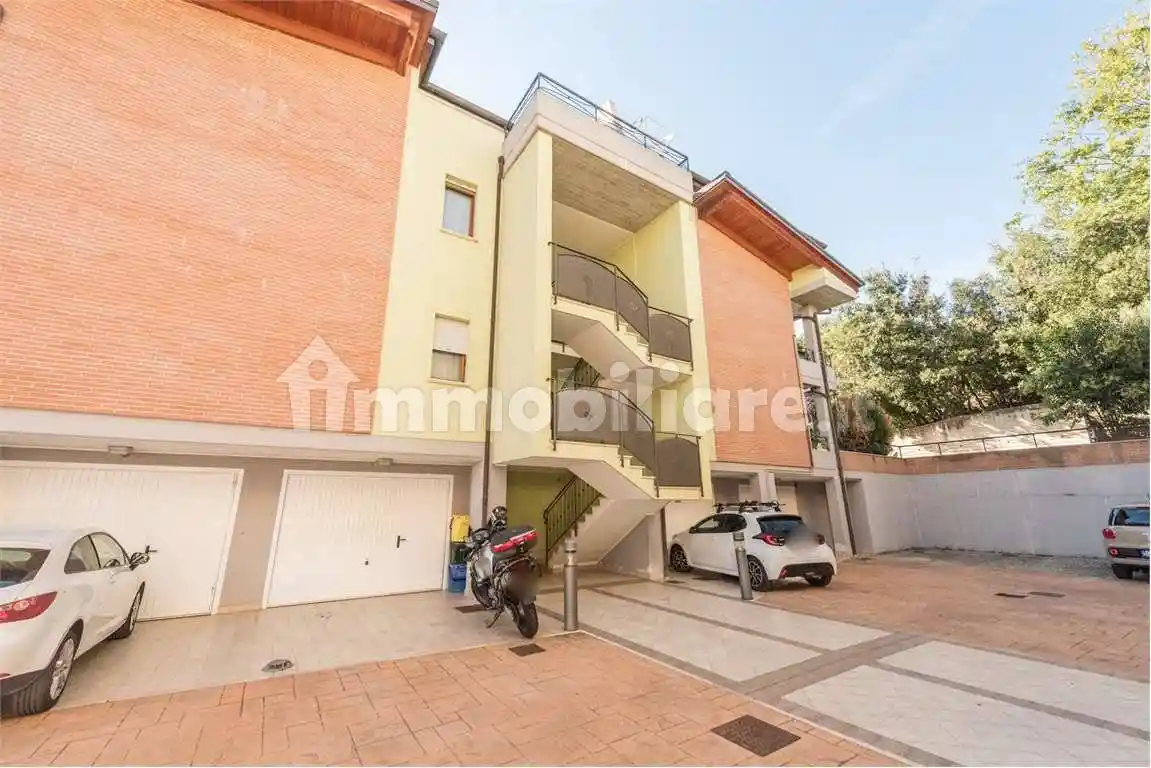 Appartamento via Di Vittorio, 6, Casette, Città Sant'Angelo - foto 2