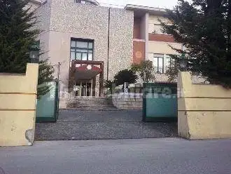 Palazzo - Edificio in vendita a Solofra