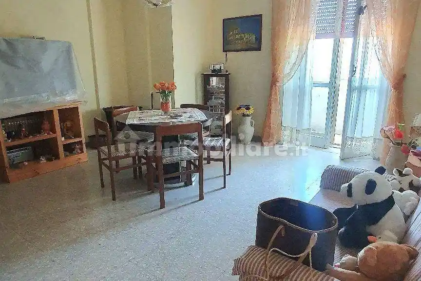 Quadrilocale via Rocco Scotellaro 127, Centro, Lauria - foto 2