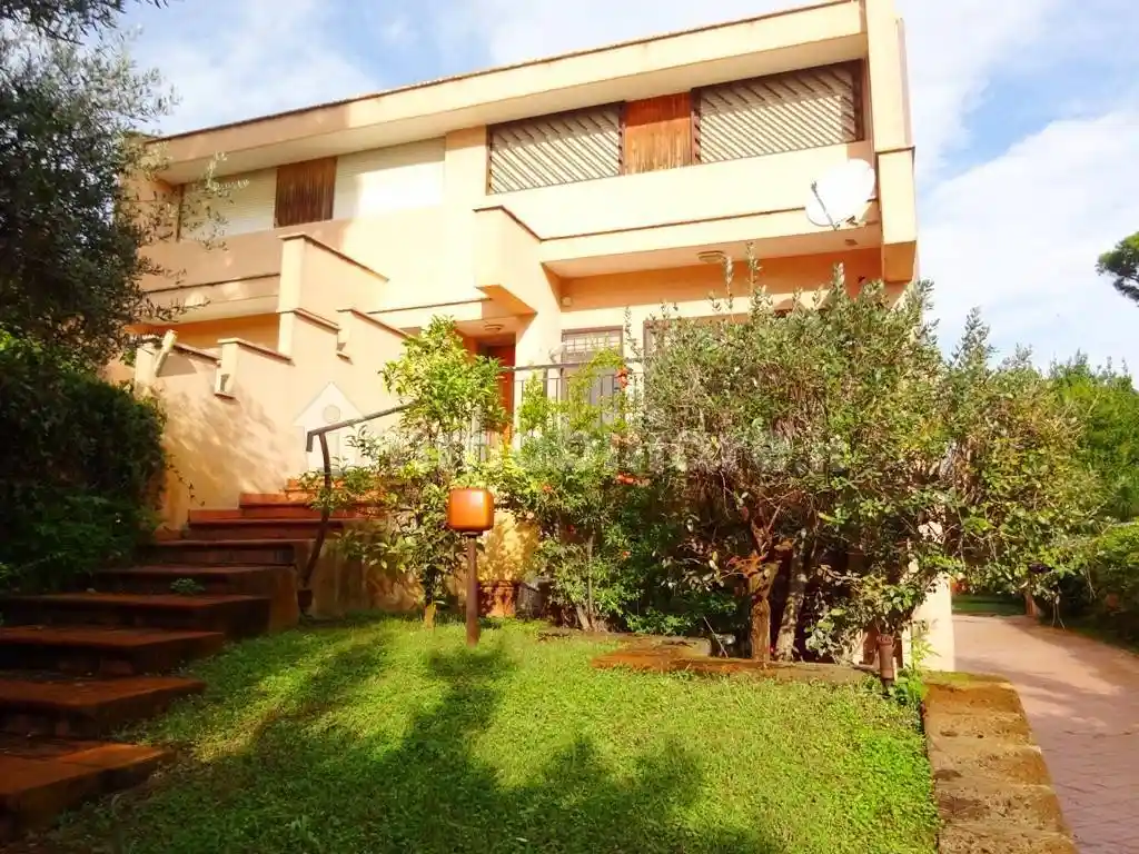 Villa in vendita a Fiumicino