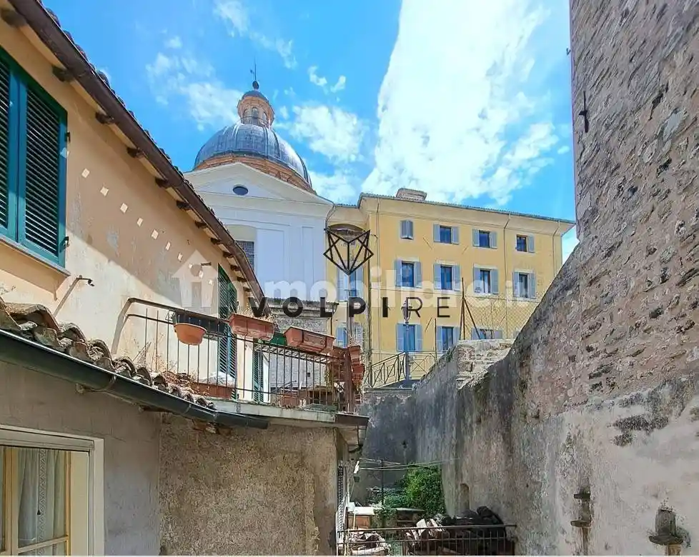 Appartamento in vendita a Spoleto