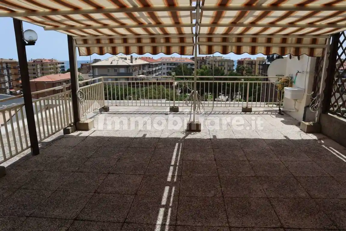 Appartamento in vendita a Andora